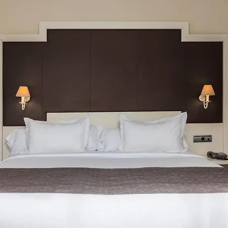 Plaza (adults Only) Hotel