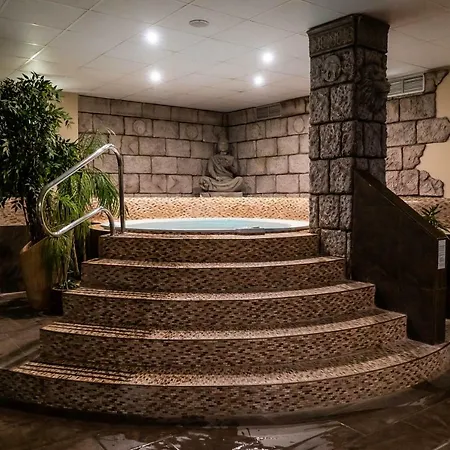 Hotel Plaza (adults Only) 4*